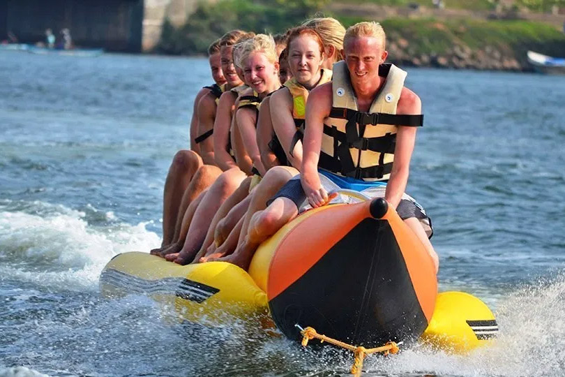 Water sports in Bentota